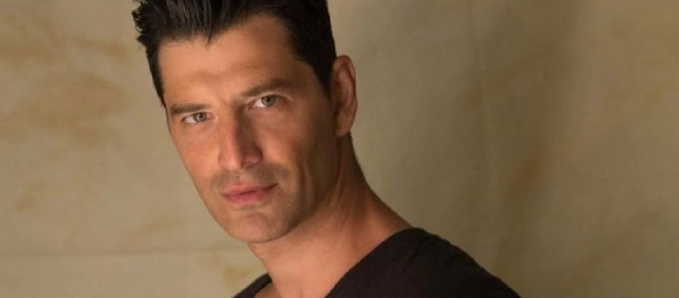 Σάκης Ρουβάς: Η τρυφερή φωτογραφία με την οικογένειά του